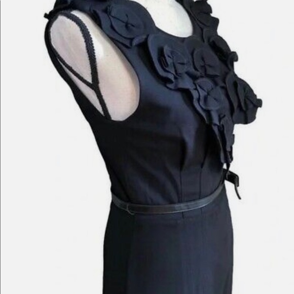 Badgley Mischka ruffle flower belted dress - Picture 2 of 6